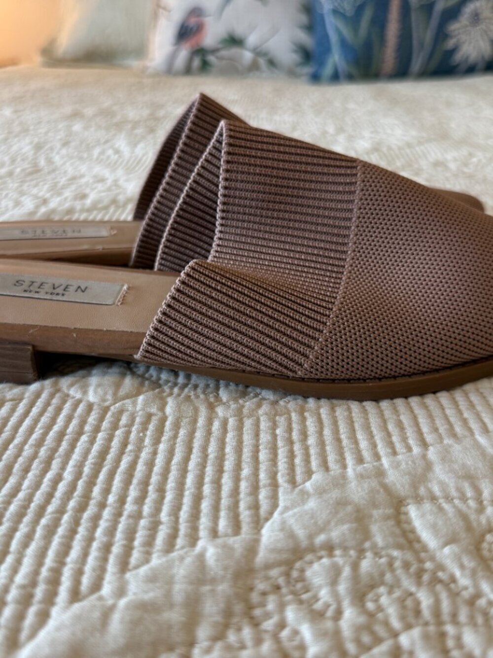 Steven New York mauve knit pointed-toe mules. Size 9 - Picture 5 of 5